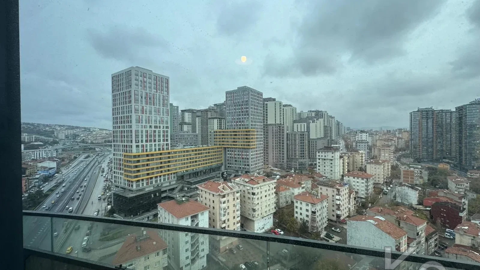 Laci̇vertcadde Ödüllü Proje Forti̇s Si̇nanli Si̇tesi̇nde 102m² 2+1