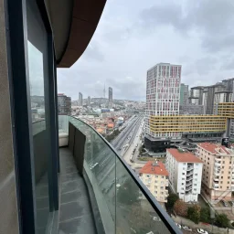Laci̇vertcadde Ödüllü Proje Forti̇s Si̇nanli Si̇tesi̇nde 102m² 2+1