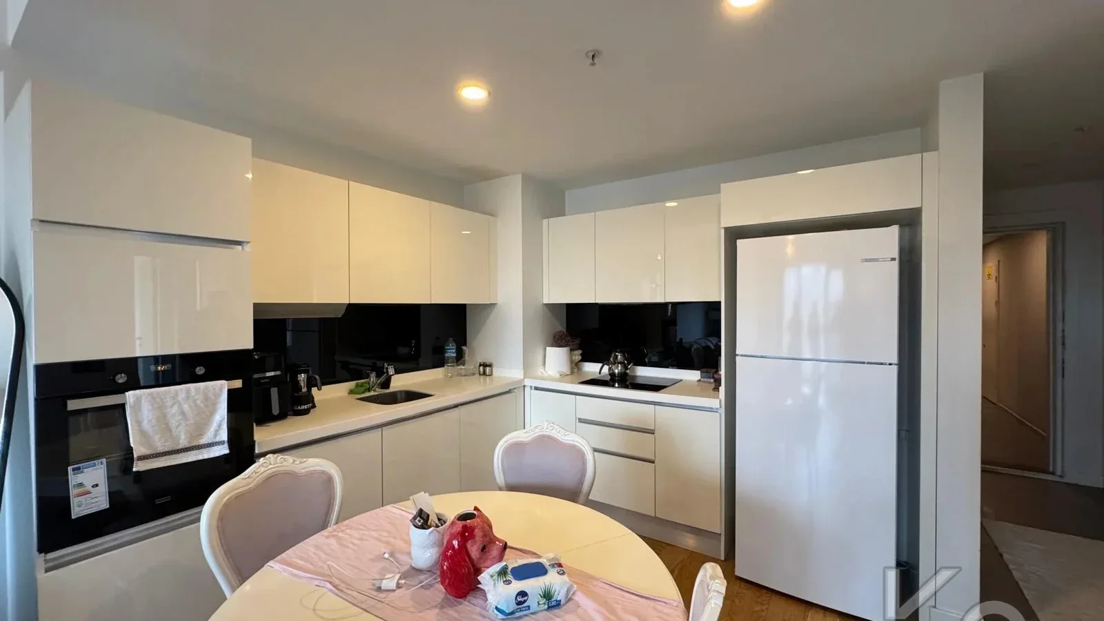 Laci̇vertcadde Ödüllü Proje Forti̇s Si̇nanli Si̇tesi̇nde 102m² 2+1