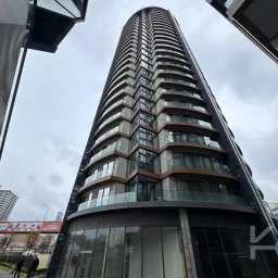Laci̇vertcadde Ödüllü Proje Forti̇s Si̇nanli Si̇tesi̇nde 102m² 2+1