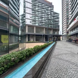 Laci̇vertcadde Ödüllü Proje Forti̇s Si̇nanli Si̇tesi̇nde 102m² 2+1