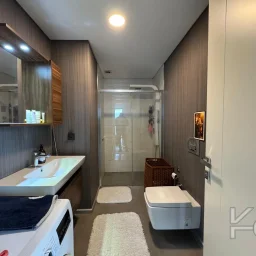 Laci̇vertcadde Ödüllü Proje Forti̇s Si̇nanli Si̇tesi̇nde 102m² 2+1