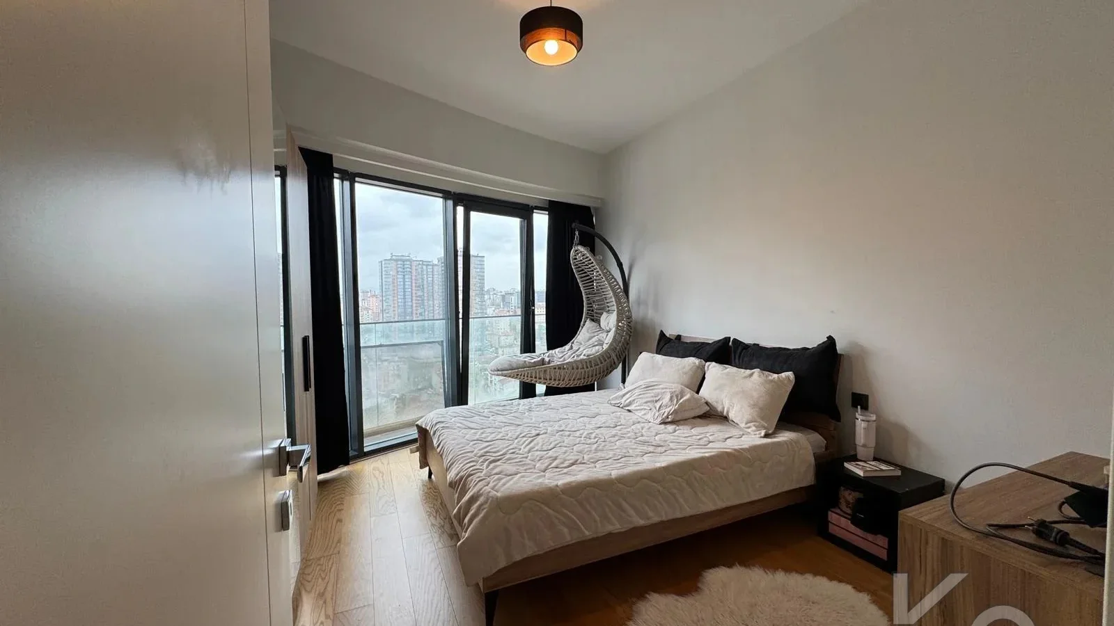 Laci̇vertcadde Ödüllü Proje Forti̇s Si̇nanli Si̇tesi̇nde 102m² 2+1