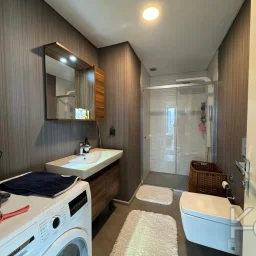 Laci̇vertcadde Ödüllü Proje Forti̇s Si̇nanli Si̇tesi̇nde 102m² 2+1
