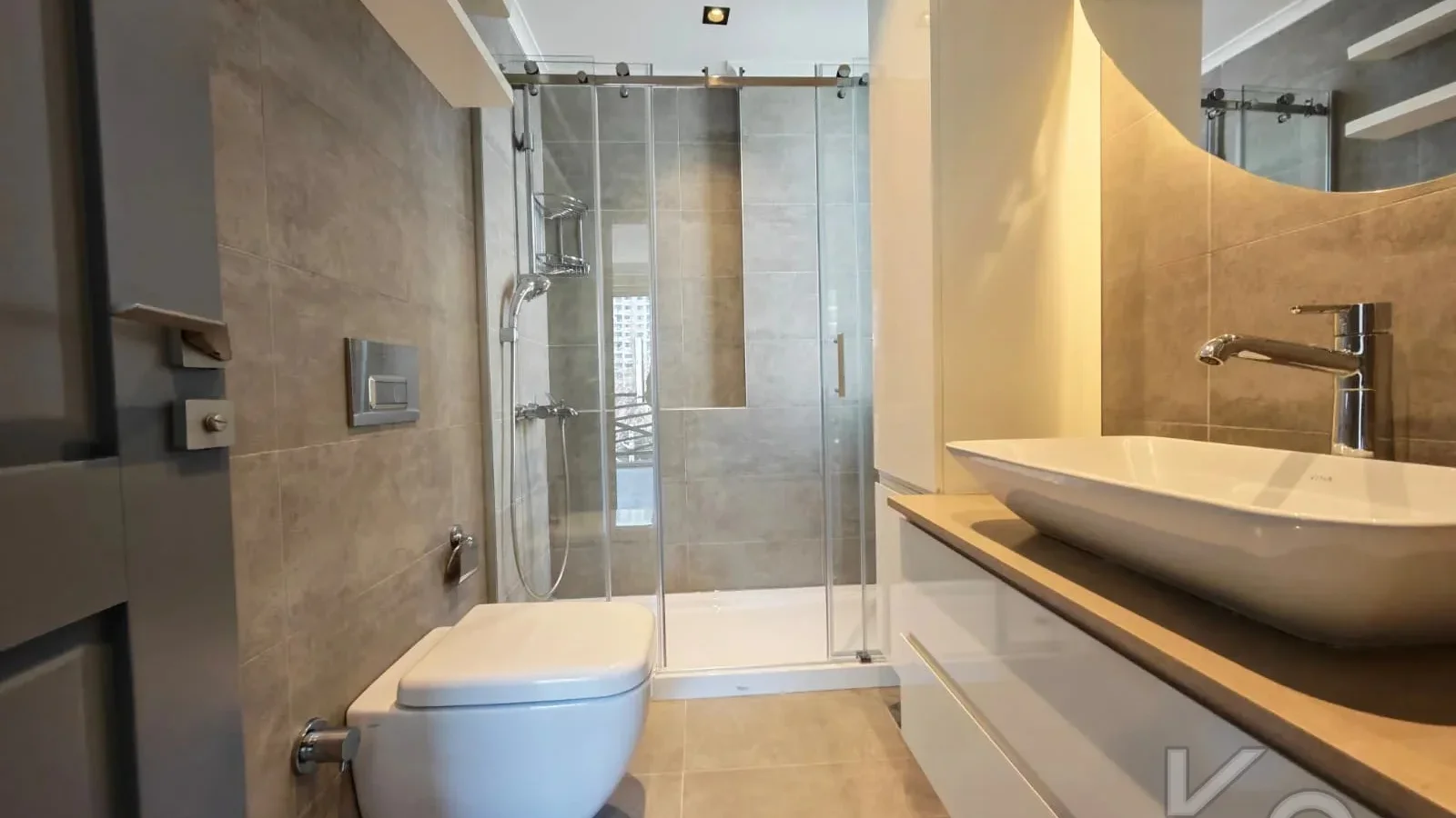 Academy Bağdat Caddesi̇ 100m Mesafede 150m2 Yeni̇ Bi̇na 4+1