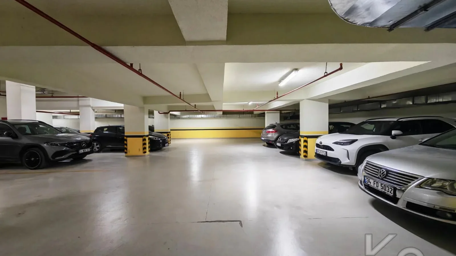 Academy Bağdat Caddesi̇ 100m Mesafede 150m2 Yeni̇ Bi̇na 4+1