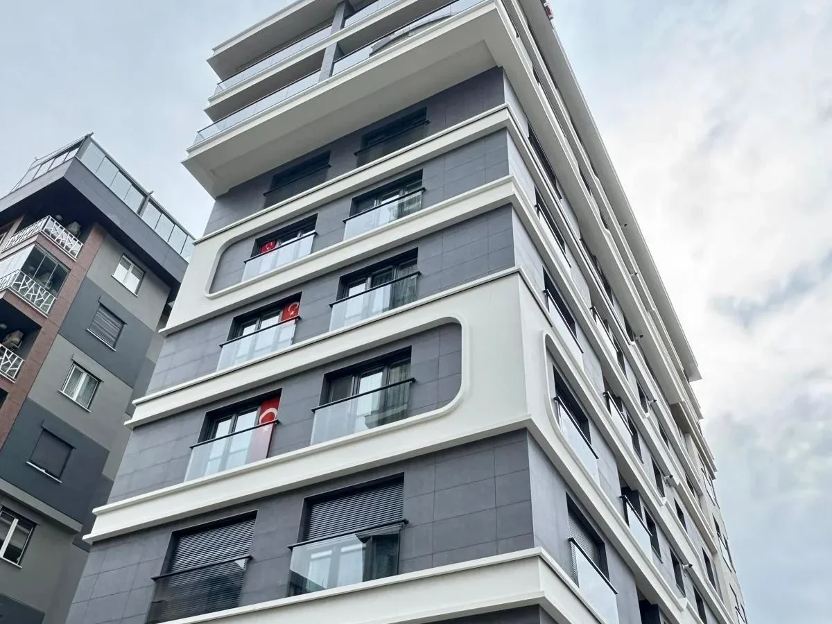 Academy Fenerbahçe Wyndham Otel Karşisi Sifir Balkonlu 125m2 Net 3+1