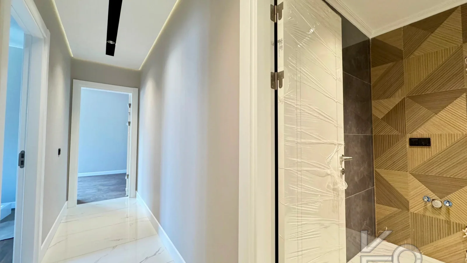 Academy Fenerbahçe Wyndham Otel Karşisi Sifir Balkonlu 125m2 Net 3+1