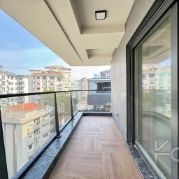 Academy Fenerbahçe Wyndham Otel Karşisi Sifir Balkonlu 125m2 Net 3+1