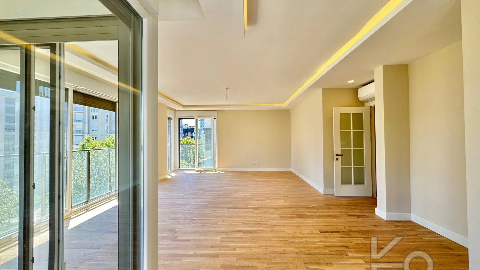 Academy Çiftehavuzlar Sıfır Binada 165m2 Önü Açık Balkonlu Süper Lux 3+1