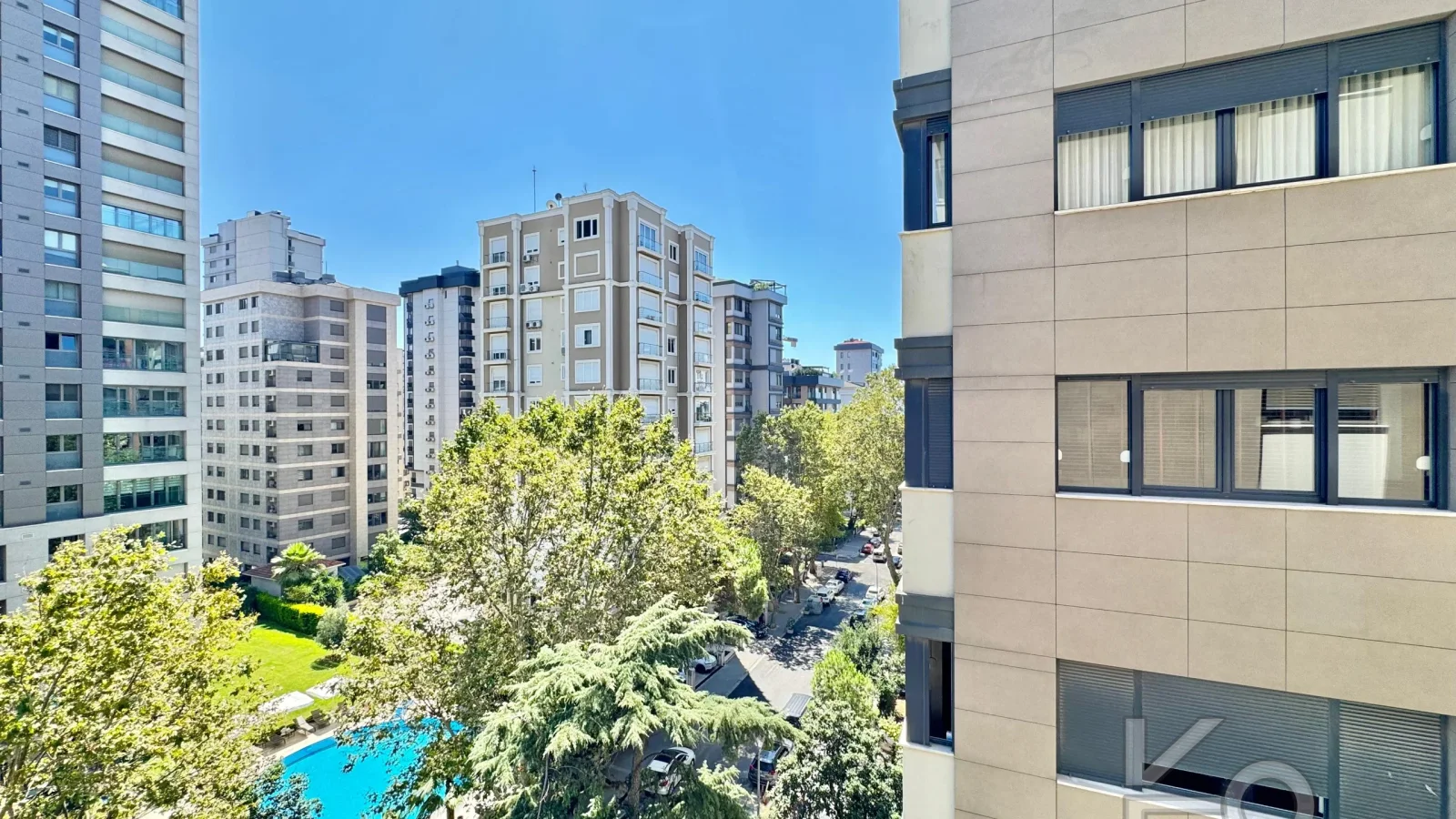 Academy Çiftehavuzlar Sıfır Binada 165m2 Önü Açık Balkonlu Süper Lux 3+1