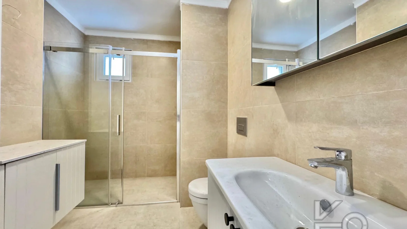 Academy Çiftehavuzlar Sıfır Binada 165m2 Önü Açık Balkonlu Süper Lux 3+1