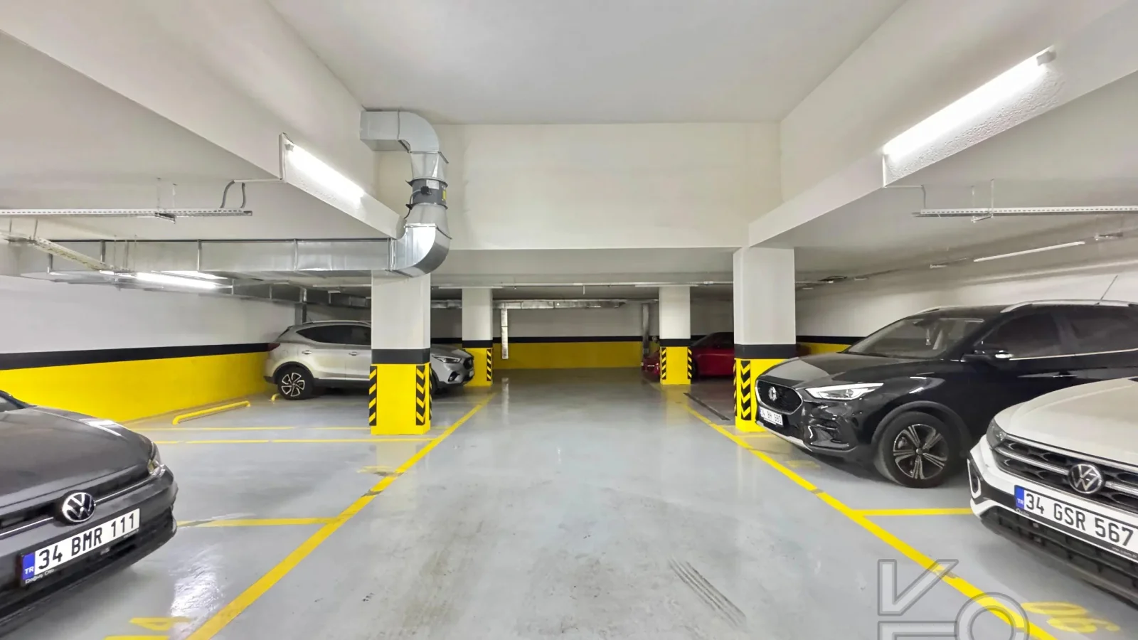 Academy Çiftehavuzlar Sıfır Binada 165m2 Önü Açık Balkonlu Süper Lux 3+1