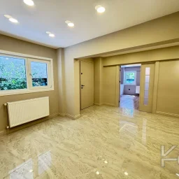 Laci̇vertcadde Ç.havuzlar Bağdat Üzeri̇ Müstaki̇l. Gi̇ri̇şli̇ Yeni̇lenmi̇ş