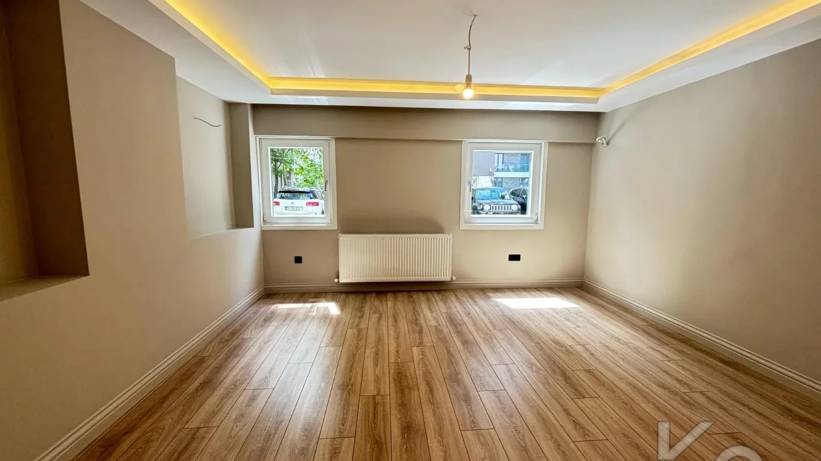 Laci̇vertcadde Ç.havuzlar Bağdat Üzeri̇ Müstaki̇l. Gi̇ri̇şli̇ Yeni̇lenmi̇ş
