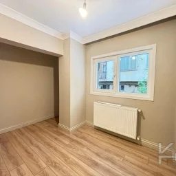 Laci̇vertcadde Ç.havuzlar Bağdat Üzeri̇ Müstaki̇l. Gi̇ri̇şli̇ Yeni̇lenmi̇ş
