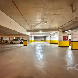 Academy Şaşkınbakkal Sahilde Yüzme Havuzlu Balkonlu Renöveli 80m2 Net 2+1