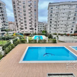 Academy Şaşkınbakkal Sahilde Yüzme Havuzlu Balkonlu Renöveli 80m2 Net 2+1