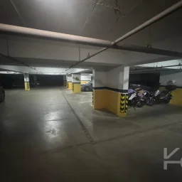 Laci̇vert Cadde Kozyatağı 24 Saat Güvenli̇kli̇ Yüzme Havuzlu Özel Dekorlu Geni̇ş 114m² Net 3+1 