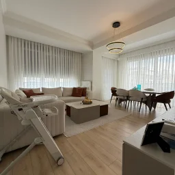 Lacivertcadde Erenköy Kapalı Balkonlu 85m² Net 3+1