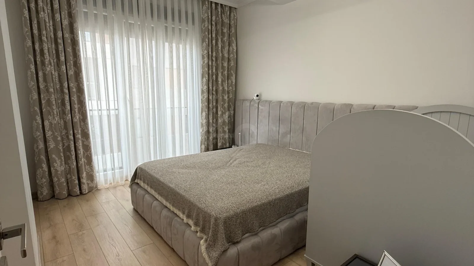 Lacivertcadde Erenköy Kapalı Balkonlu 85m² Net 3+1