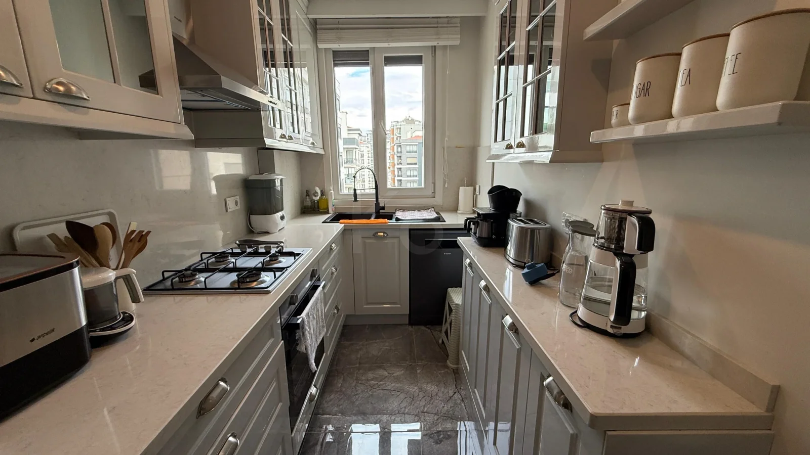 Lacivertcadde Erenköy Kapalı Balkonlu 85m² Net 3+1
