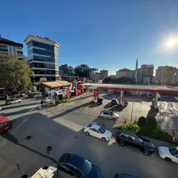 Maltepe Metroya 3 Dk. Mesafede Sıfır Bina Balkonlu Fırsat Daire.