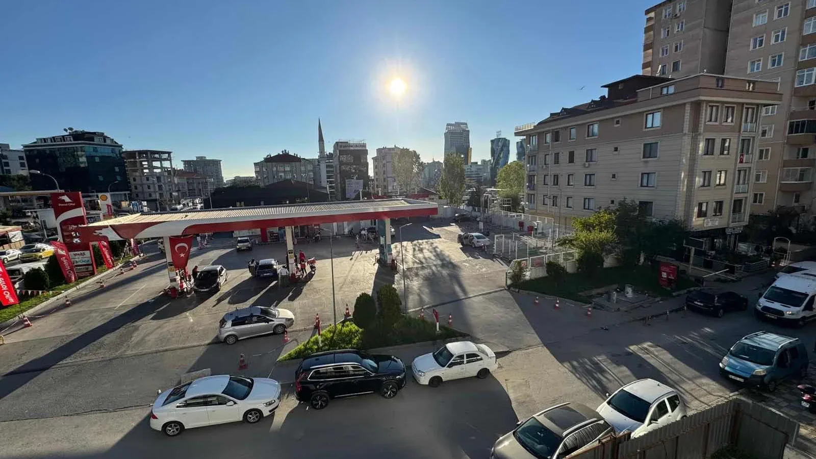 Maltepe Metroya 3 Dk. Mesafede Sıfır Bina Balkonlu Fırsat Daire.