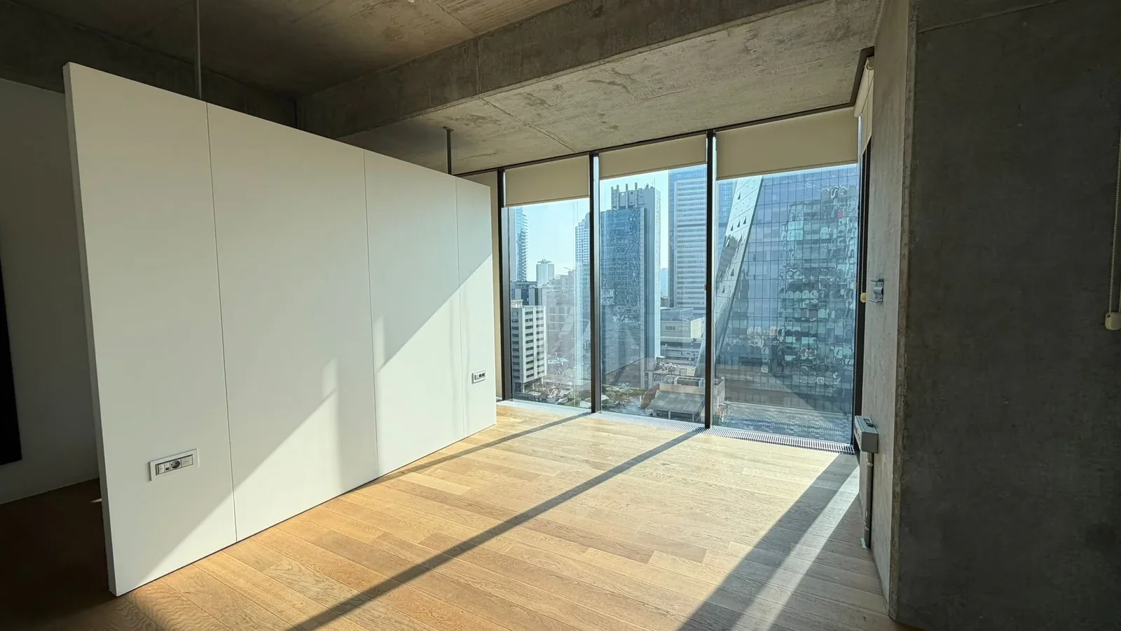 Mutluol Proje'den Levent Loft Resıdence'da Satılık 1+1 Daire