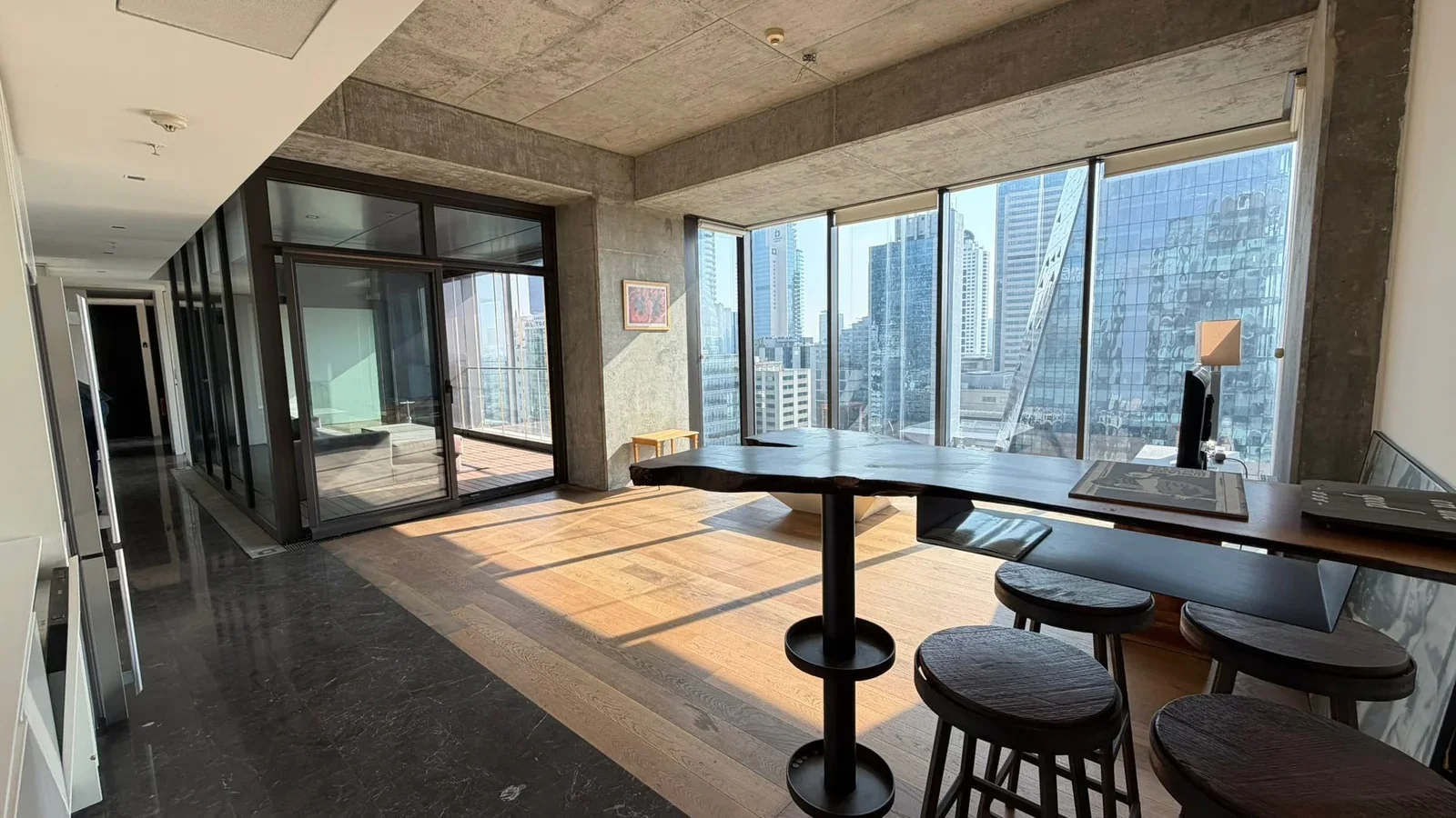 Mutluol Proje'den Levent Loft Resıdence'da Satılık 1+1 Daire