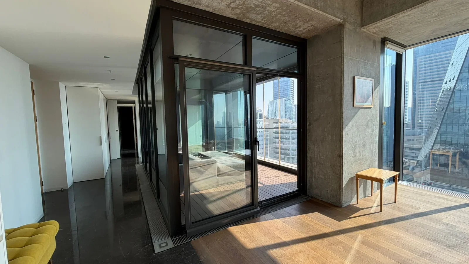 Mutluol Proje'den Levent Loft Resıdence'da Satılık 1+1 Daire