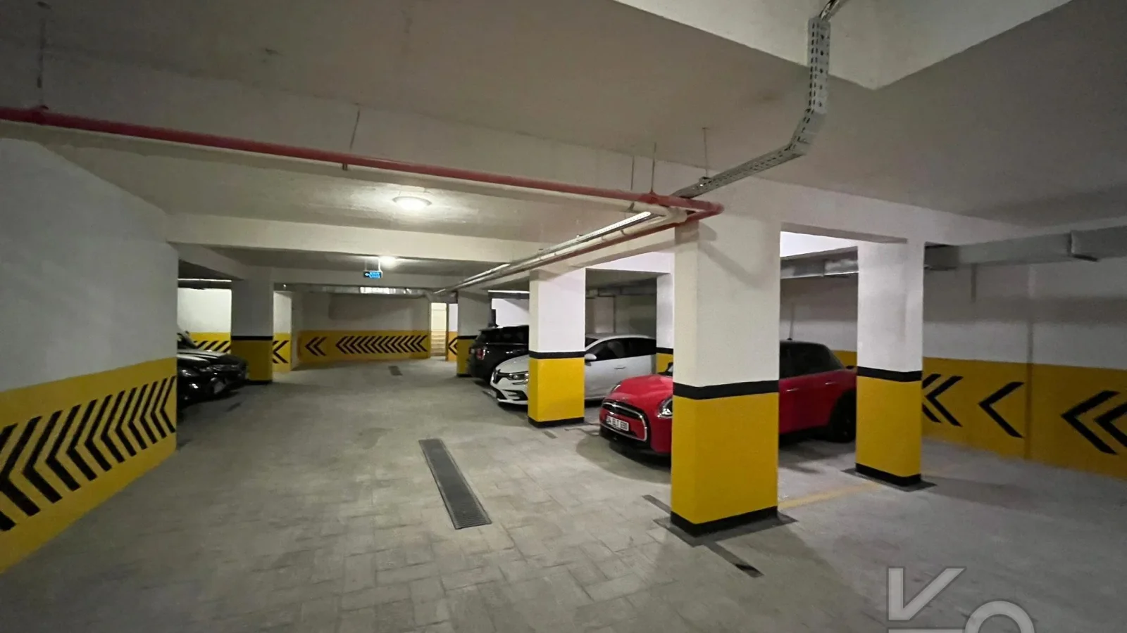 Laci̇vertcadde Fenerbahçe Sahi̇l Yolunda 125 M² Net