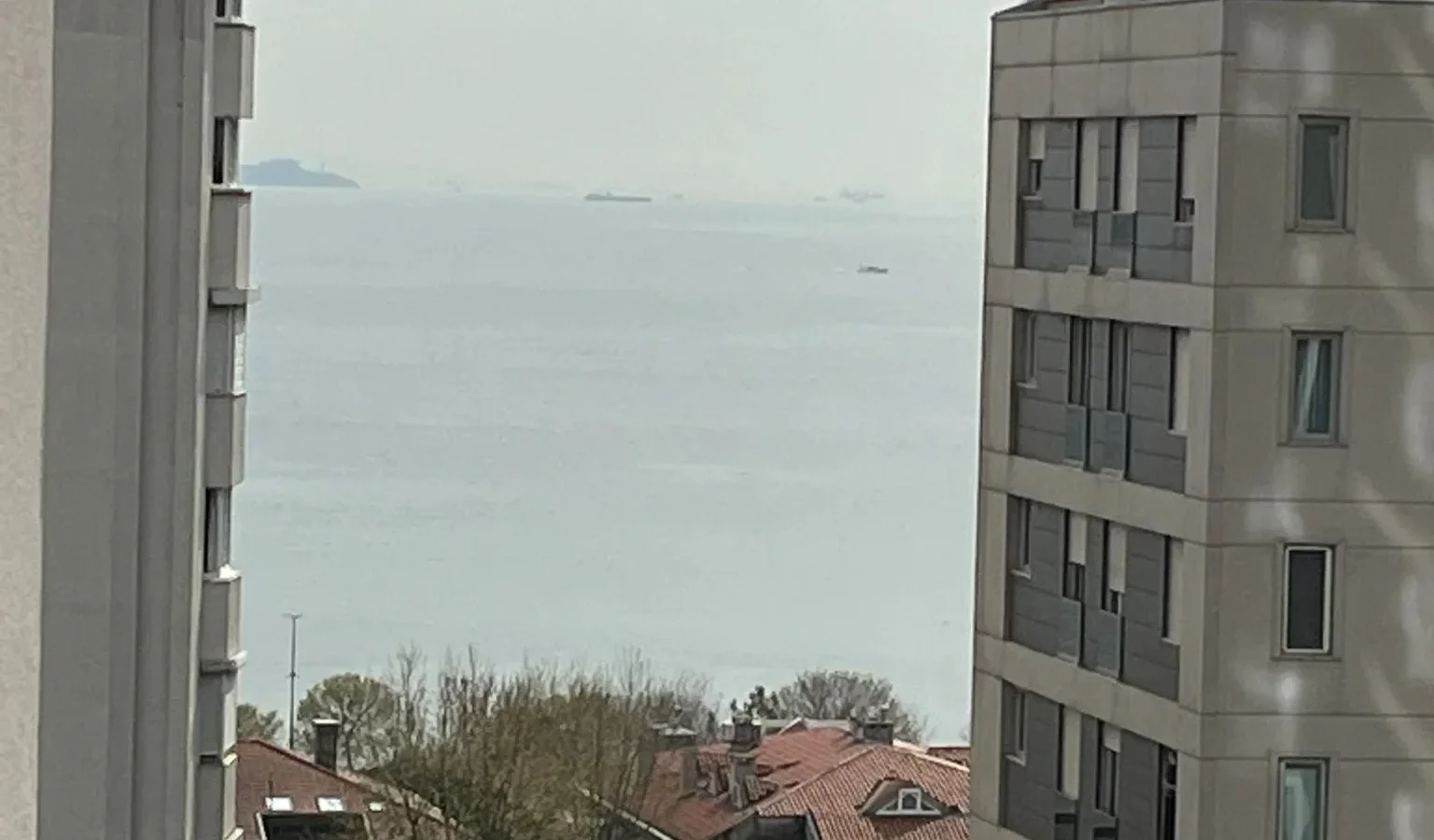Laci̇vertcadde Fenerbahçe Sahi̇l Yolunda 125 M² Net