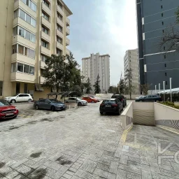 Laci̇vertcadde Fenerbahçe Sahi̇l Yolunda 125 M² Net