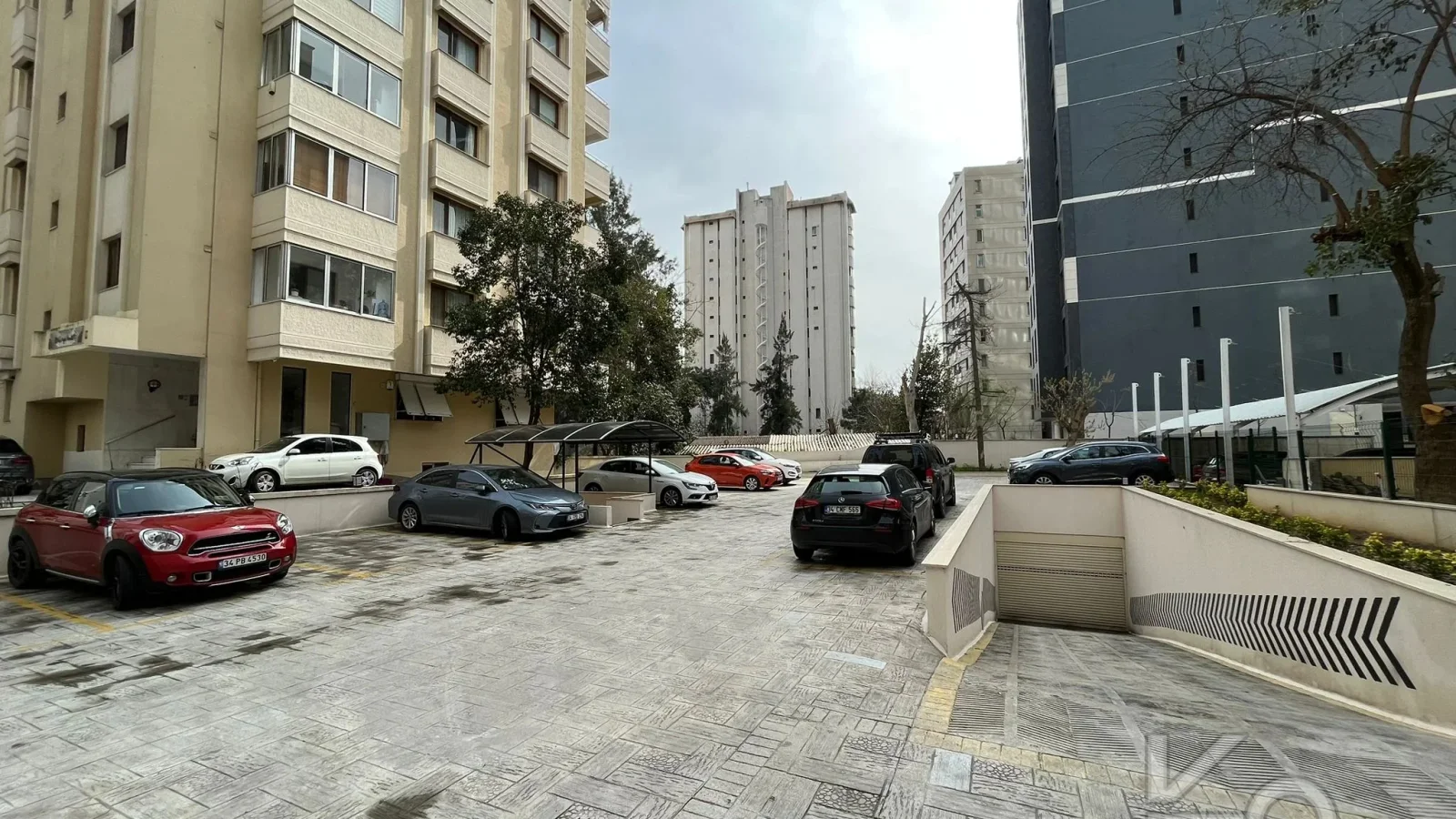 Laci̇vertcadde Fenerbahçe Sahi̇l Yolunda 125 M² Net