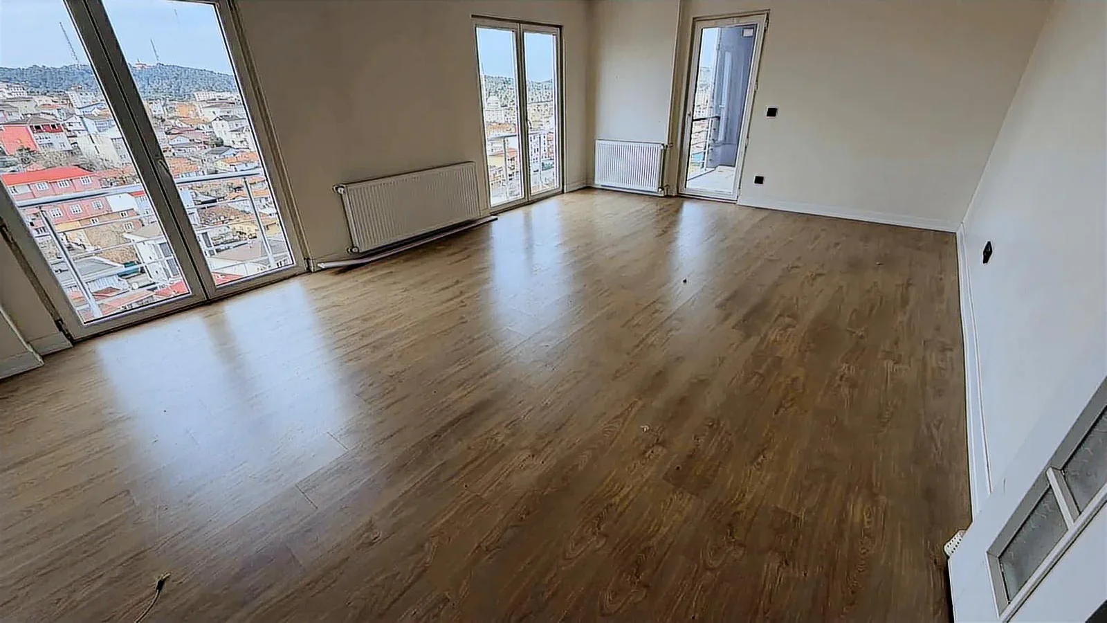 Sağlam'dan Adem Yavuz Mahallesinde Havuzlu Sitede Satılık Daire