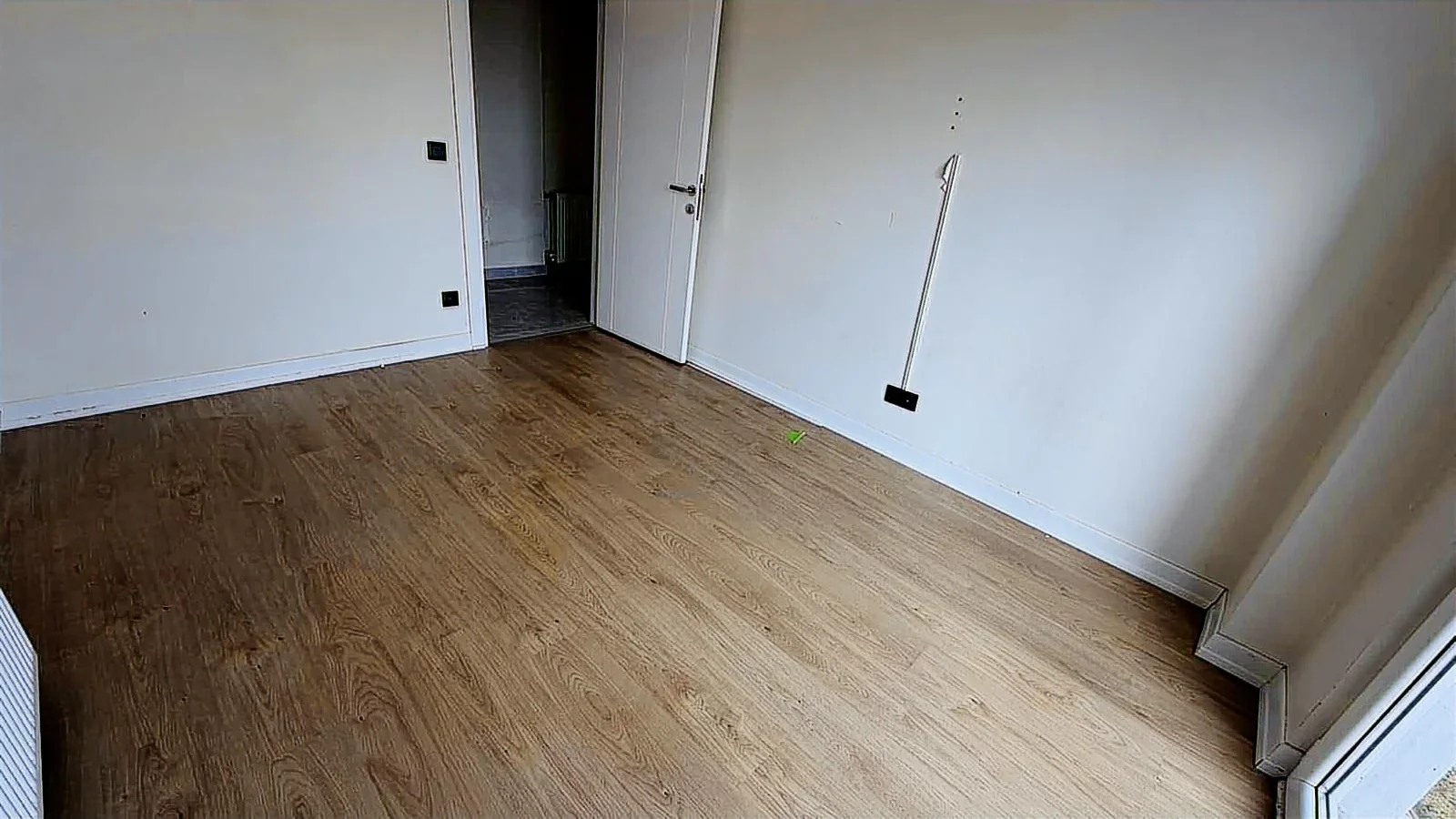 Sağlam'dan Adem Yavuz Mahallesinde Havuzlu Sitede Satılık Daire