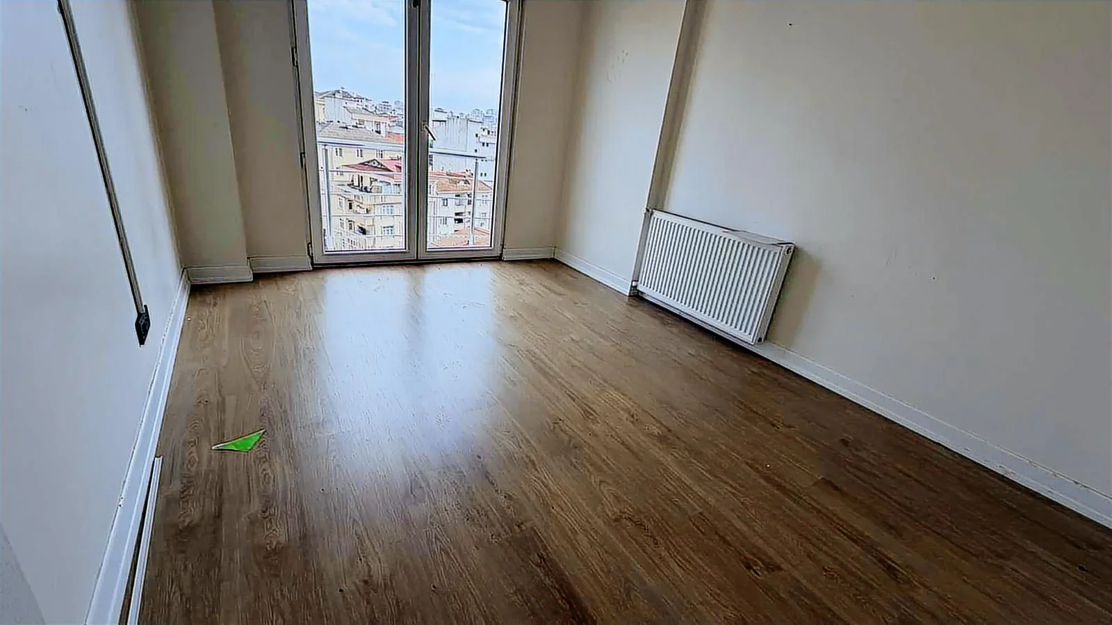 Sağlam'dan Adem Yavuz Mahallesinde Havuzlu Sitede Satılık Daire