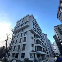 Laci̇vert Cadde Caddebostan Sahi̇l Terasli Yasal Dubleks 2+1