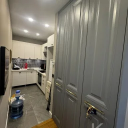 Laci̇vert Cadde Caddebostan Sahi̇l Terasli Yasal Dubleks 2+1