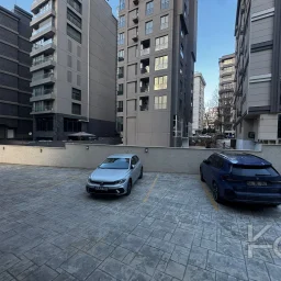 Laci̇vert Cadde Caddebostan Sahi̇l Terasli Yasal Dubleks 2+1