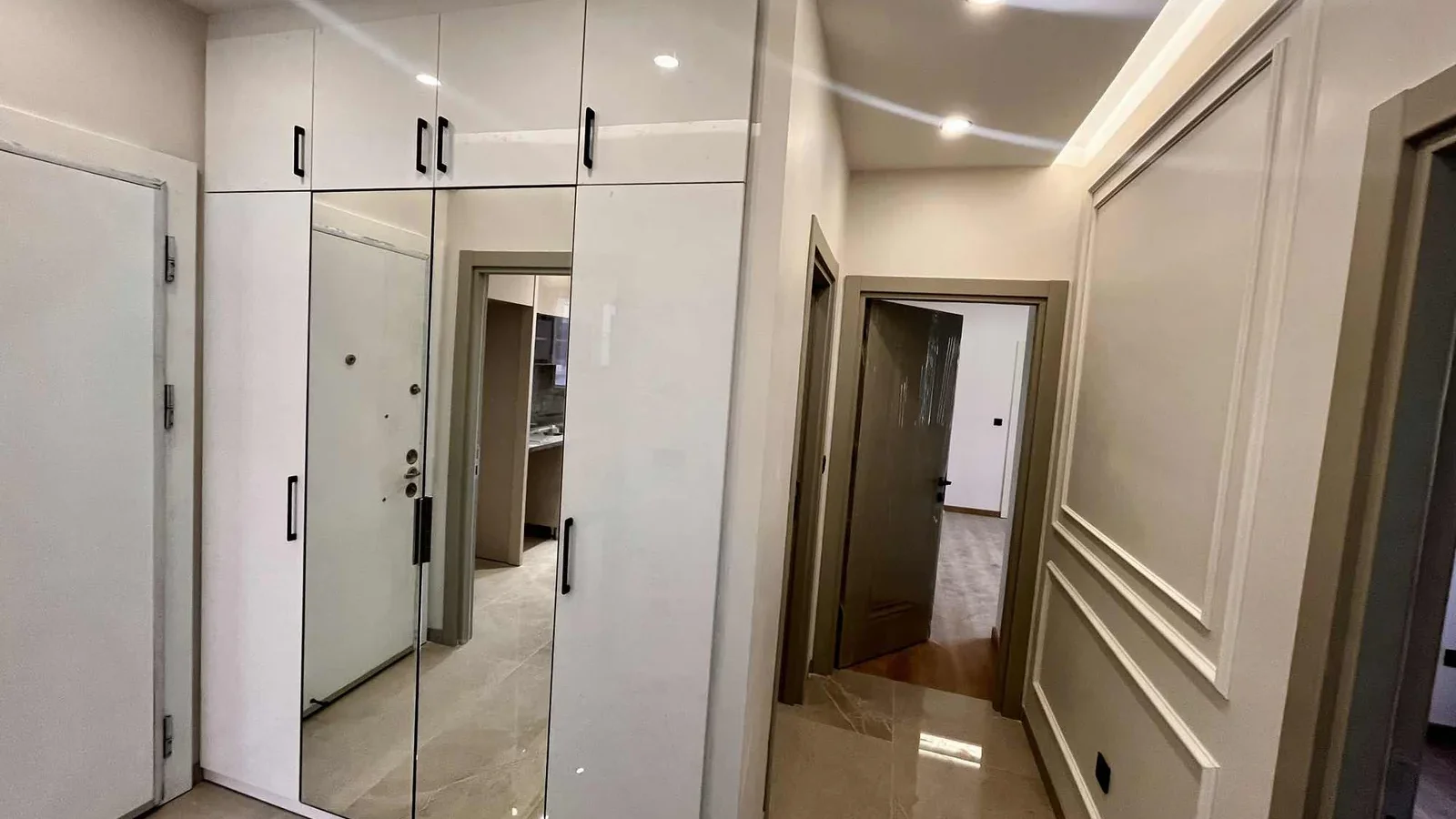 Sağlam'dan Göztepe Şair Arşi Yakını 2+1 80 M2 Net Balkonlu Daire