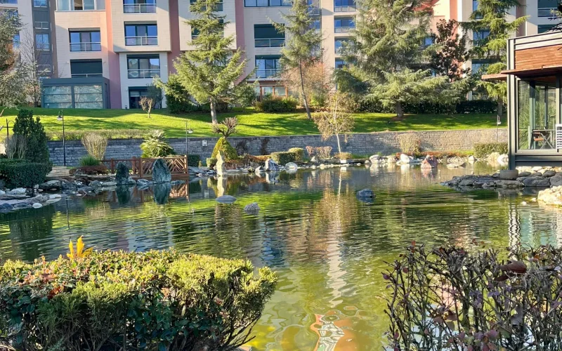 Academy Yeşi̇l Vadi̇ Konaklari Manolya Blok 4+1 Ara Kat 230m2 Satilik