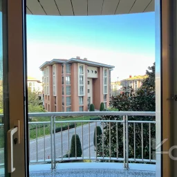 Academy Yeşi̇l Vadi̇ Konaklari Manolya Blok 4+1 Ara Kat 230m2 Satilik