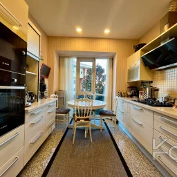 Academy Yeşi̇l Vadi̇ Konaklari Manolya Blok 4+1 Ara Kat 230m2 Satilik