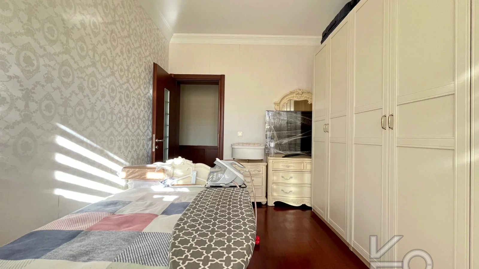 Academy Yeşi̇l Vadi̇ Konaklari Manolya Blok 4+1 Ara Kat 230m2 Satilik
