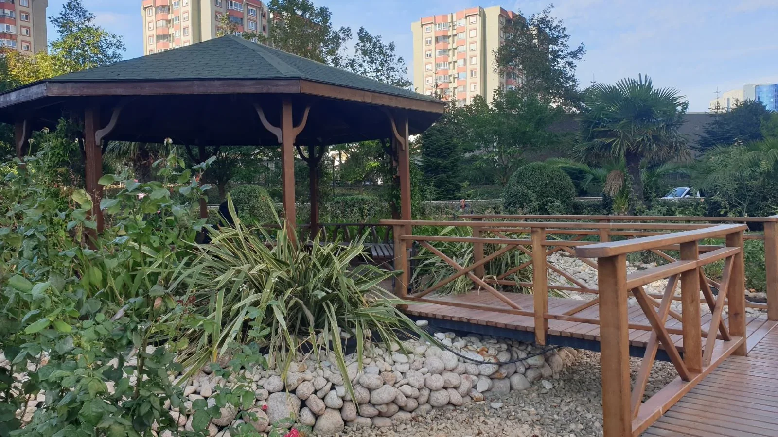 Mutluol Proje'den My Towerland'de Deniz Manzaralı Dubleks 342 M2