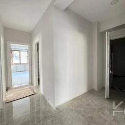 Laci̇vertcadde Göztepe Sifir Balkonlu 3+1 87m²