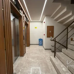 Lacivert Cadde Suadiye Şaşkınbakkal Sahil'de Balkonlu Satılık Daire 72m² Net 2+1 A Plus