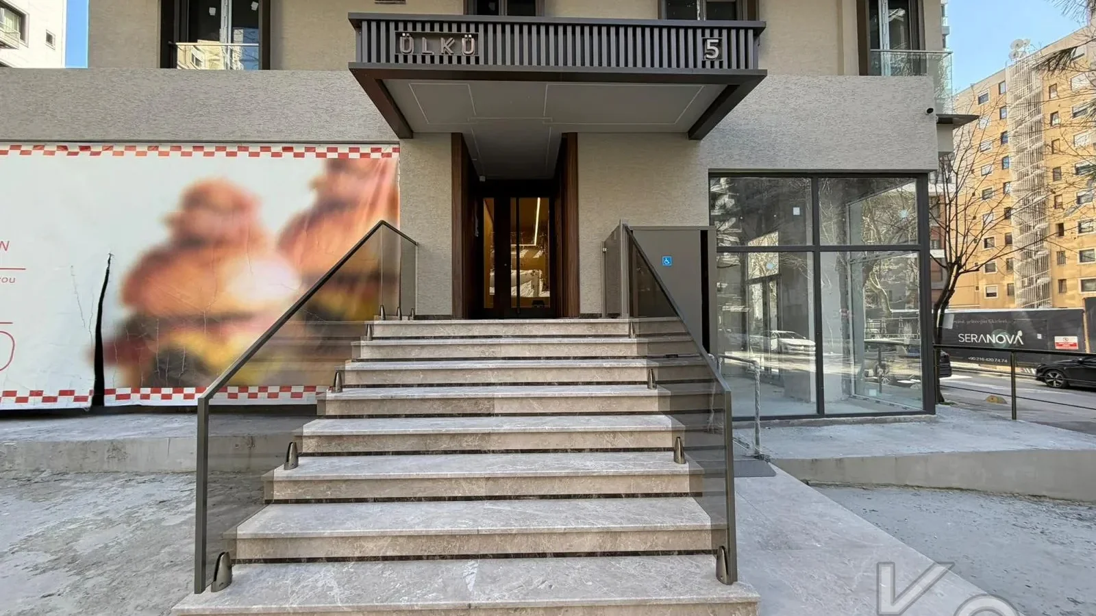 Lacivert Cadde Suadiye Şaşkınbakkal Sahil'de Balkonlu Satılık Daire 72m² Net 2+1 A Plus